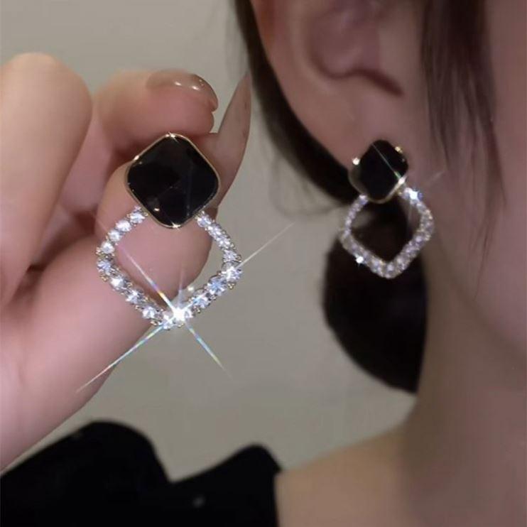 Black and White Geometric Crystal Earrings