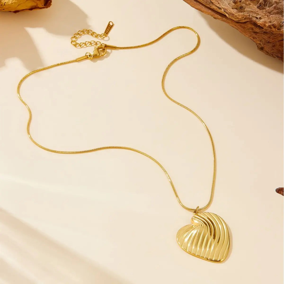 Golden Striped Heart Combo Set