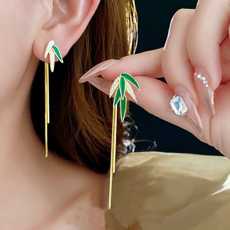 Bamboo-Leaves-Rhinestone-Earrings 2