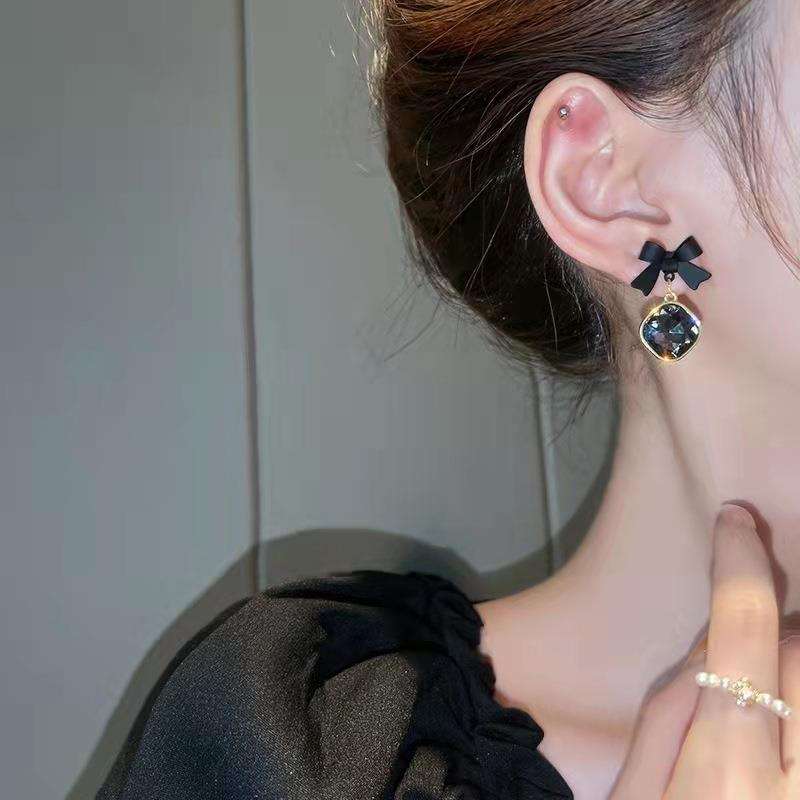 Black-Bow-Crystal-Drop-Earrings 3