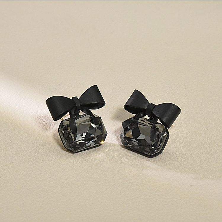 Black-Bow-Stud-Earrings 1