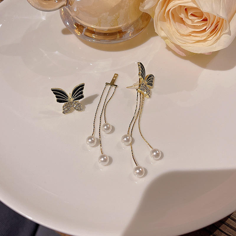 Black-Butterfly-Tassel-Earrings 2
