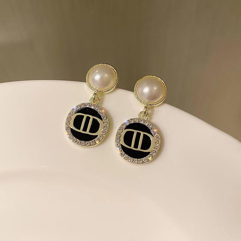 Black-Rhinestone-DD-Earrings 3