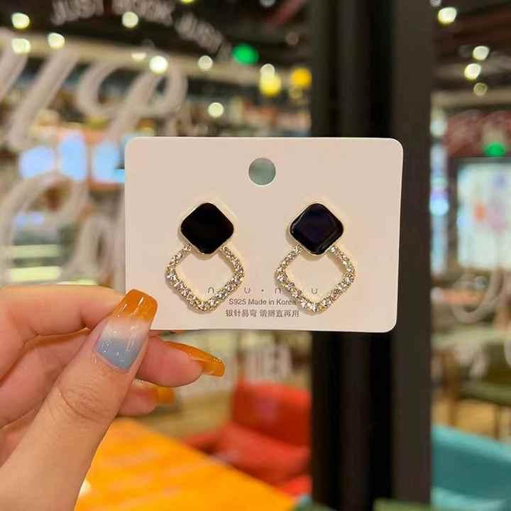 Black and White Geometric Crystal Earrings