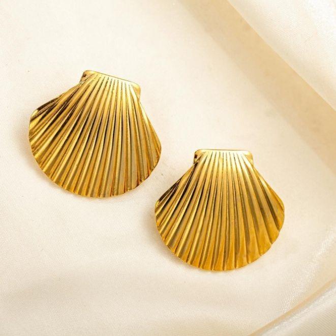 Chic Gold Shell Statement Earrings