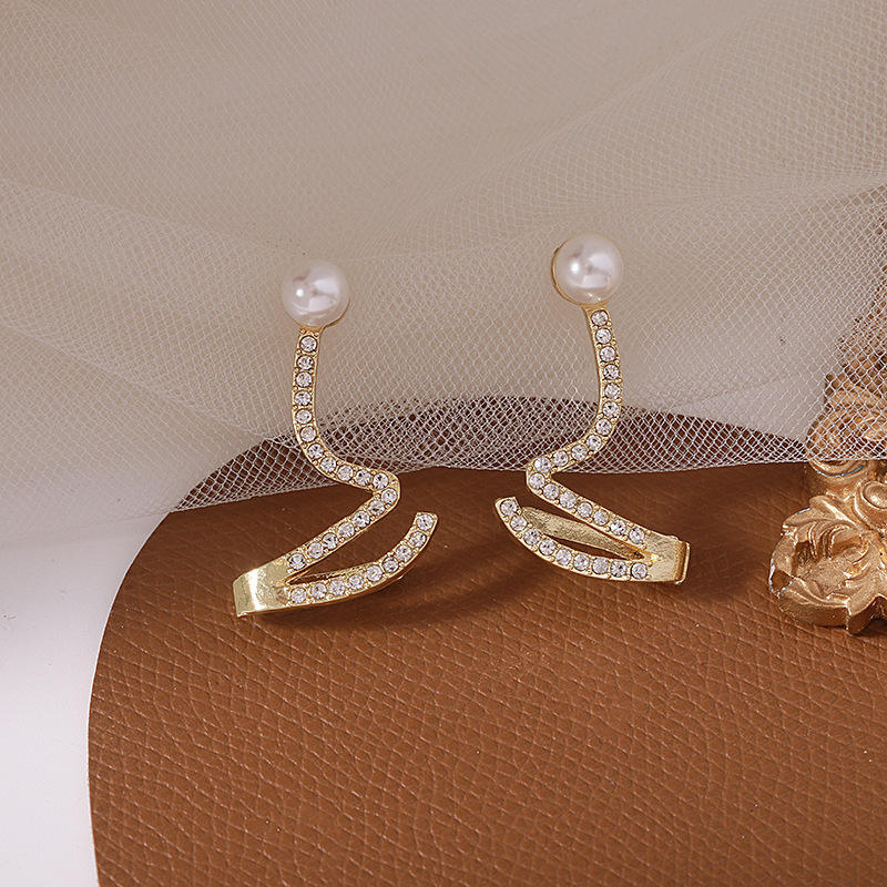 Crystal-Softwrap-Snake-Earrings 3