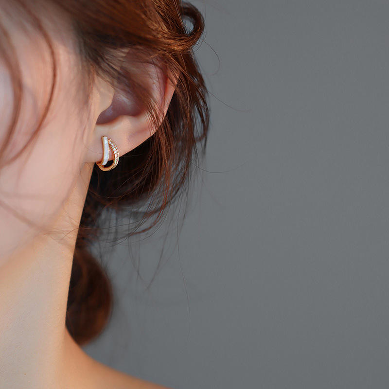 Double-Layered-Hoope-Earrings 2