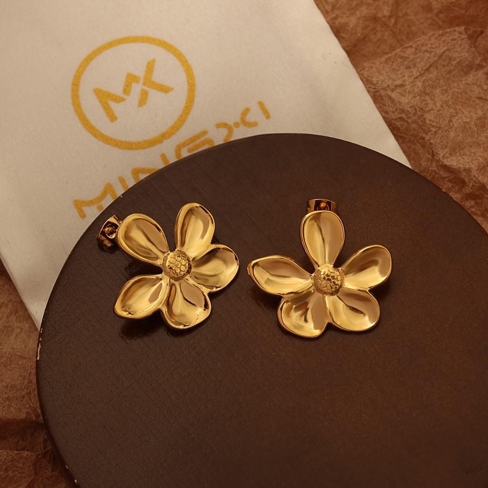 Elegant Blossom Gold Earrings