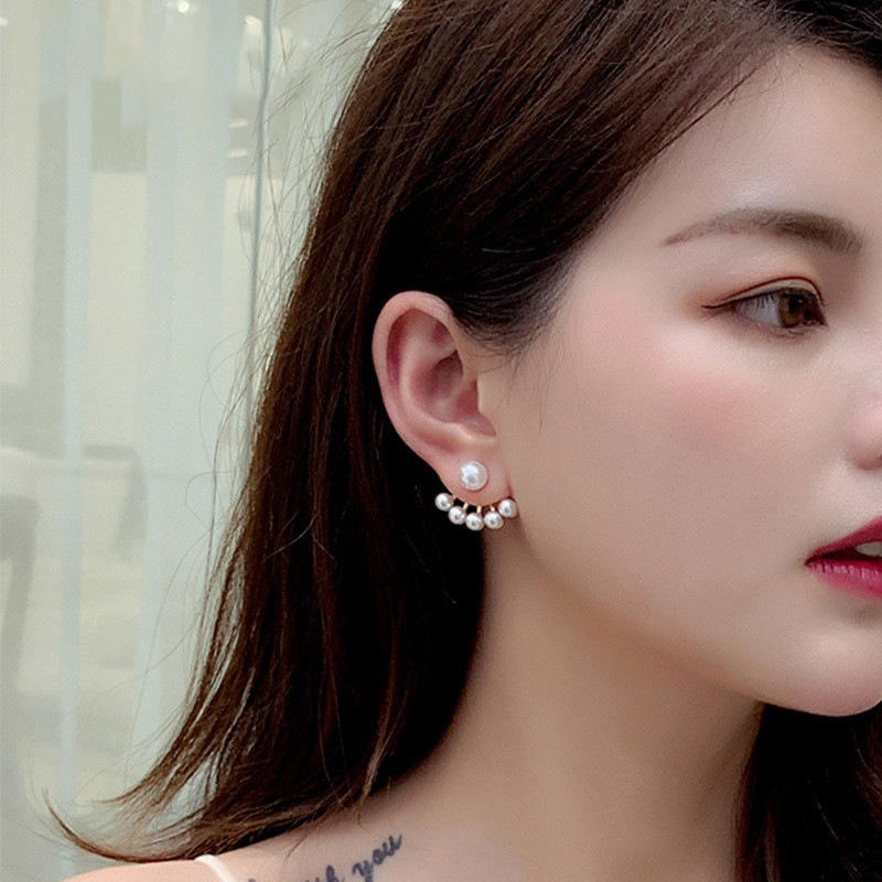 Fan-Shaped-Pearls-Earrings 2