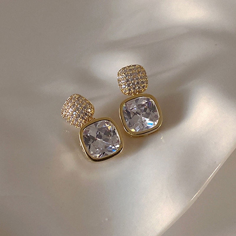 Fantasy-Crystal-Party-Earrings 1