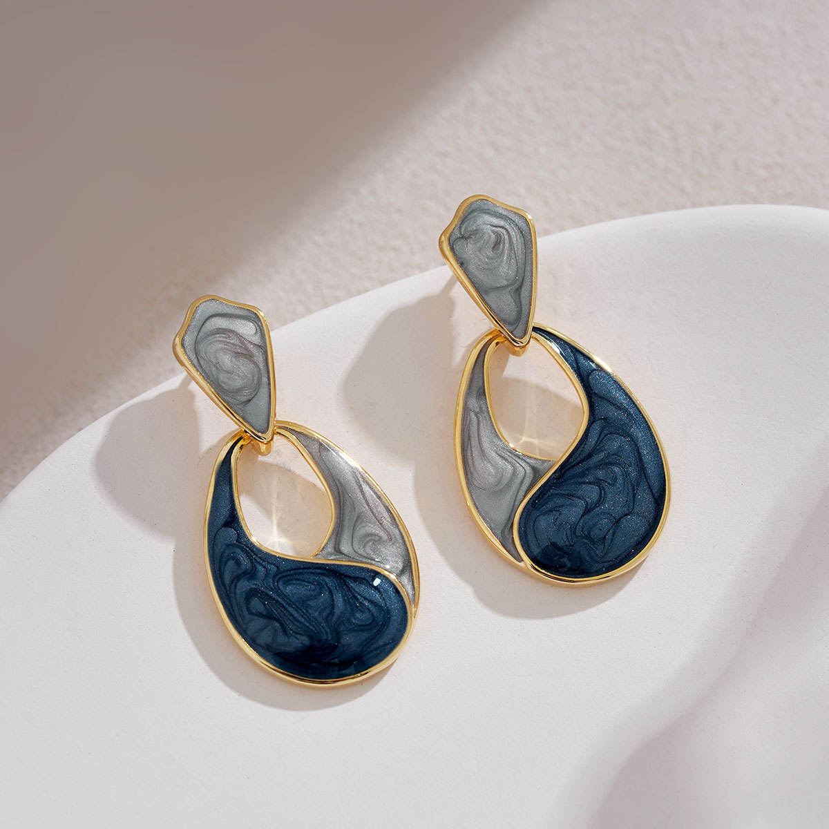 French-Retro-Waterdrop-Earrings 1