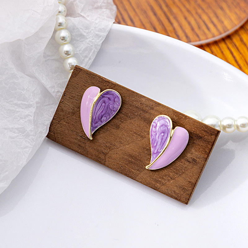 Gold-and-Purple-Heart-Earrings 1