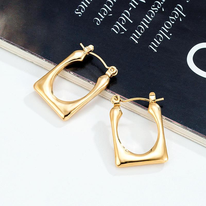 Golden Elegance Rectangluar Earrings