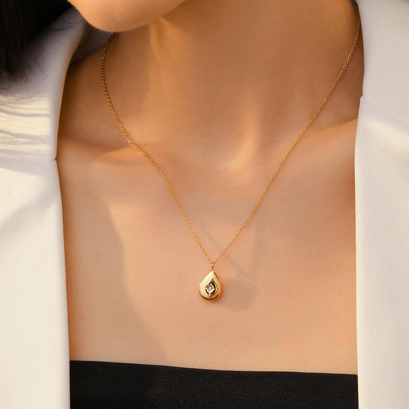 Golden Glow Teardrop Necklace 2 