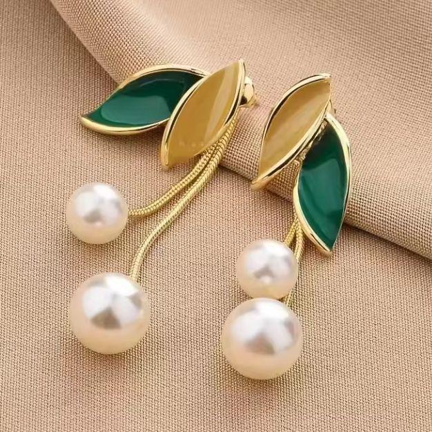 Green-Leaves-Pearl-Drop-Earrings 3
