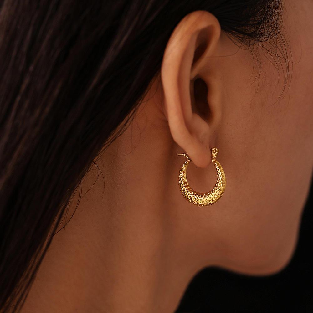 Hammered Texture Round Earrings