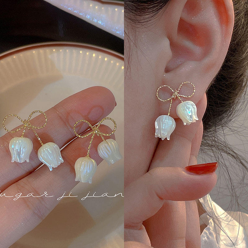 Knotted-Double-Tulip-Earrings- 2
