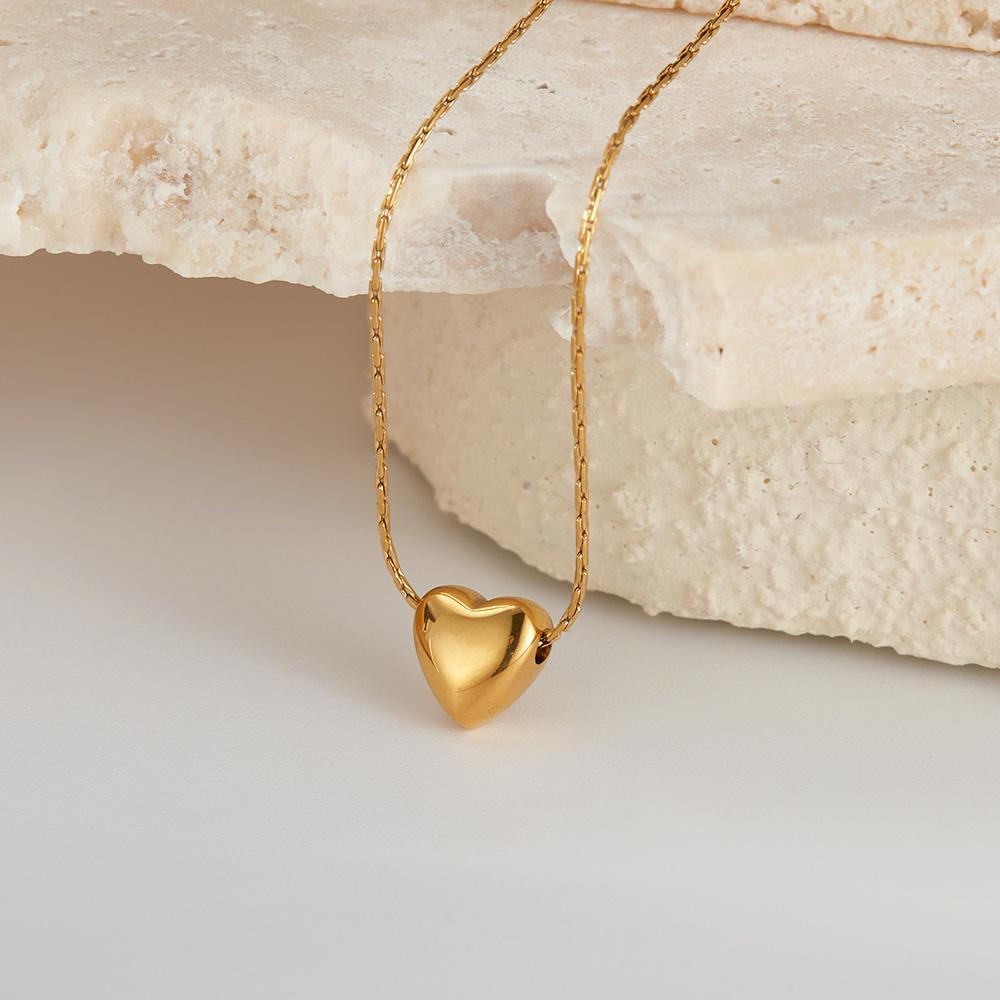 Minimalist Golden Heart Necklace 1 