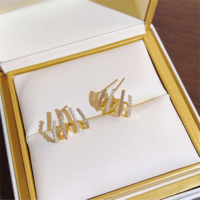 Pearls-and-Crystal-Claw-Earrings 3