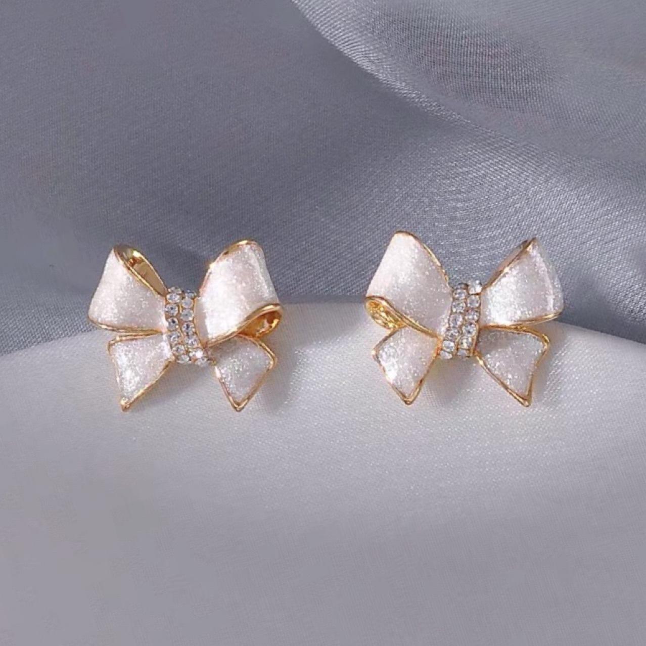 Pink-Bow-Stud-Earrings 3