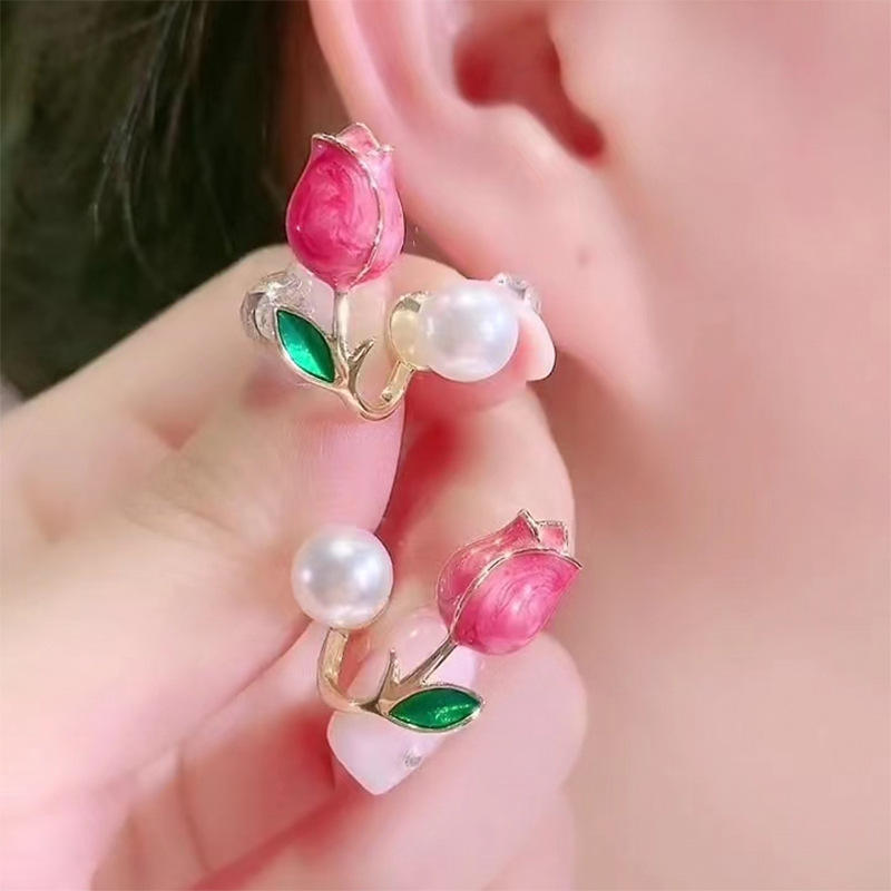 Pink-Tulip-Pearl-Earrings 3