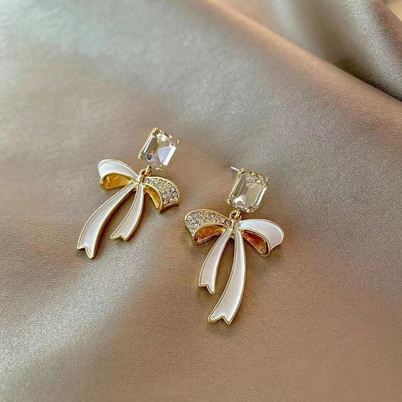 Rhinestone-Bowknot-Drop-Earrings 1
