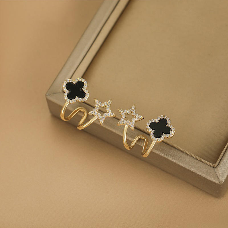 Rhinestone-Flower-and-Star-Earrings 1