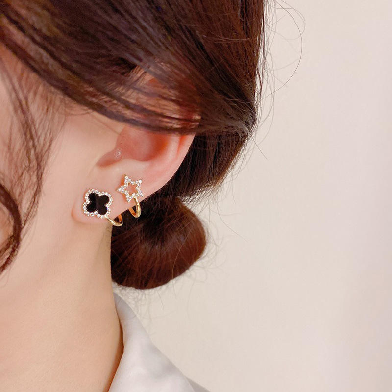 Rhinestone-Flower-and-Star-Earrings 3