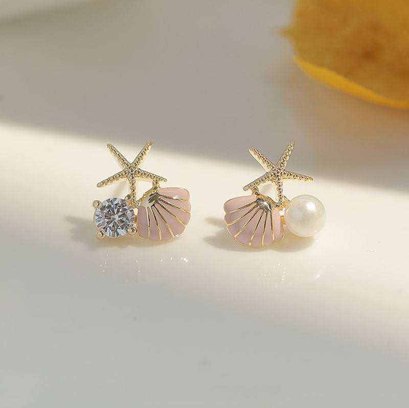 Starfish-and-Shell-Pearl-Earrings 1