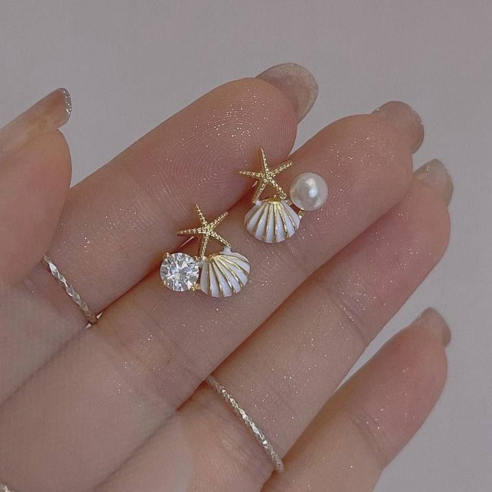 Starfish-and-Shell-Pearl-Earrings 2
