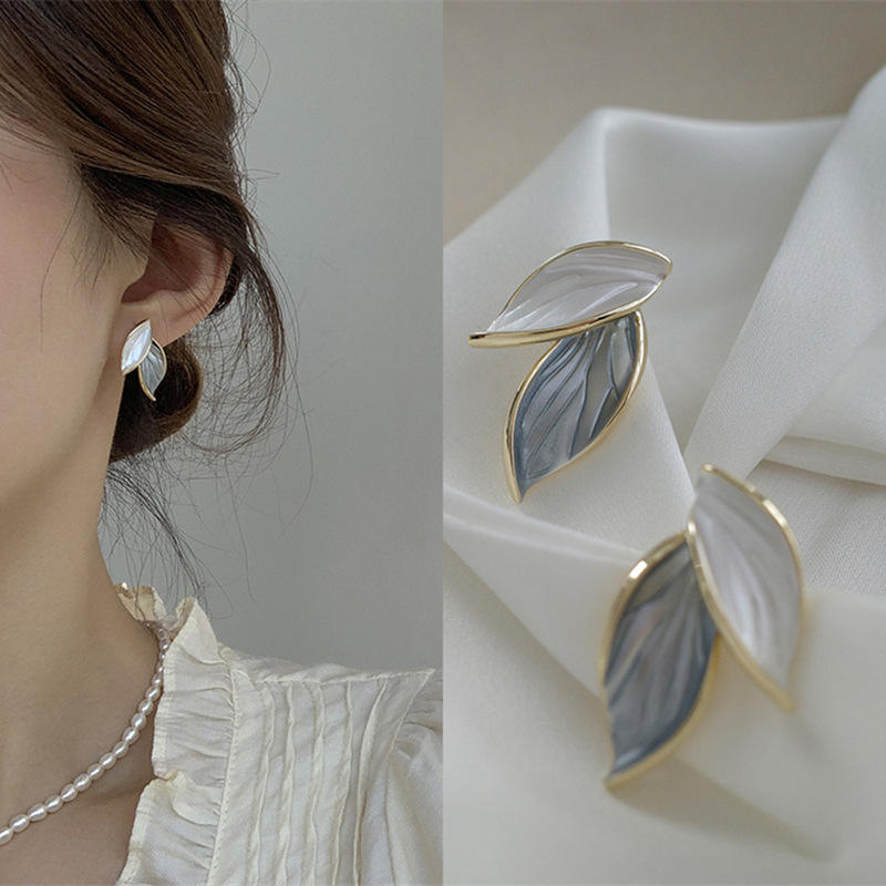 Summer-Blue-Leaves-Earrings 2