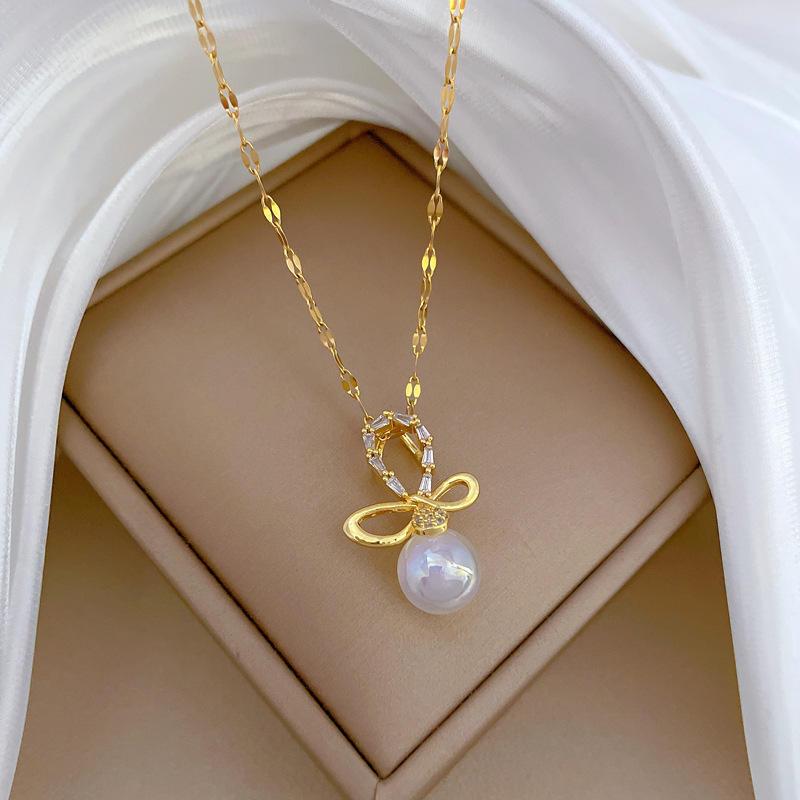 Twilight Bowknot Pearl Necklace 2 