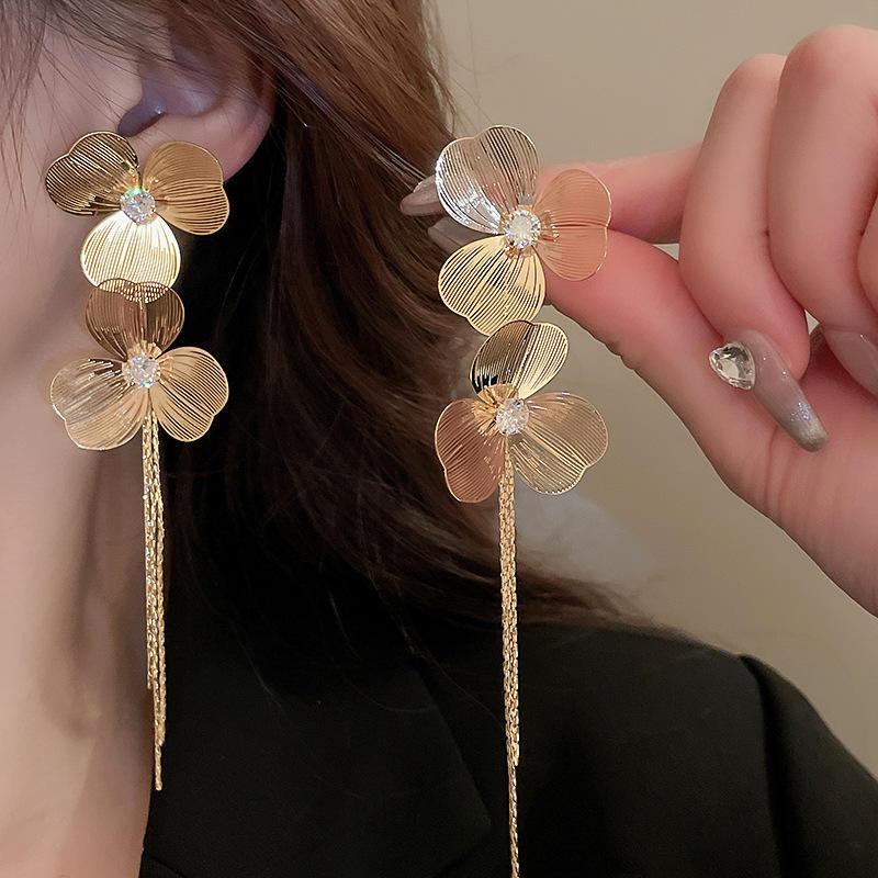 Twin Flower Gold Dangle Earrings