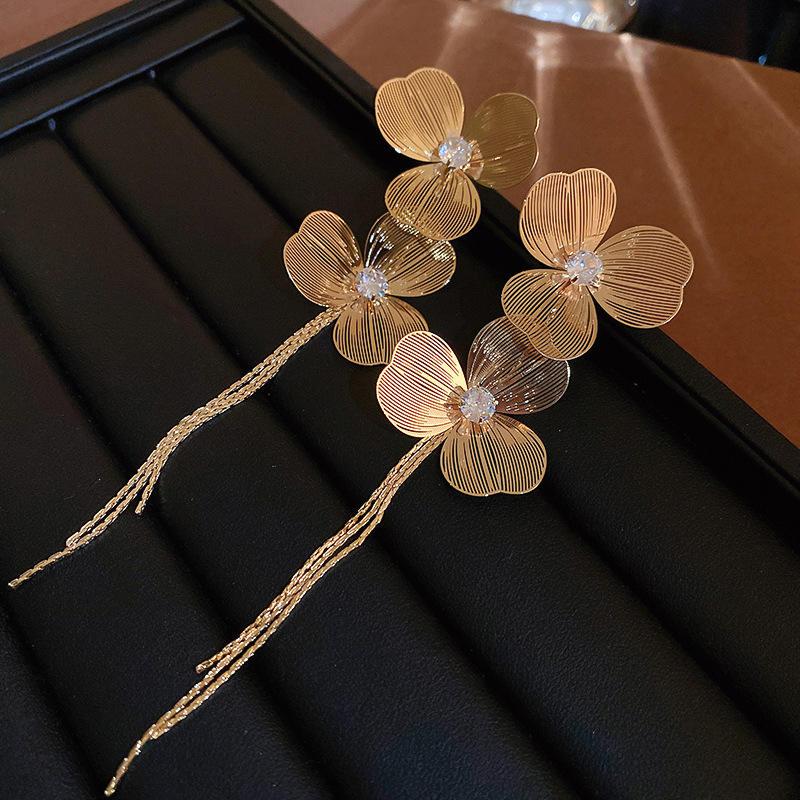 Twin Flower Gold Dangle Earrings