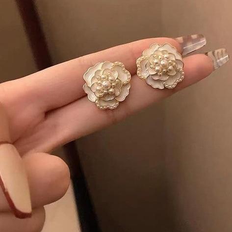 White Camellia Pearls Earrings