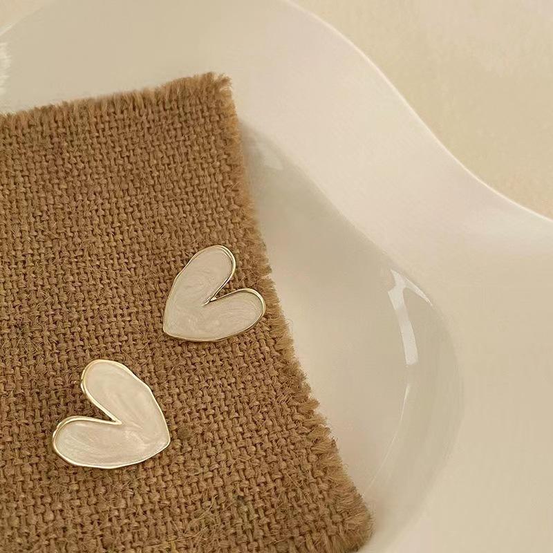 White-Heart-Love-Earrings 1