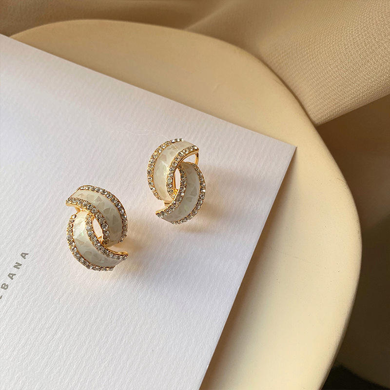 White-Twisted-Rhinestone-Earrings 1