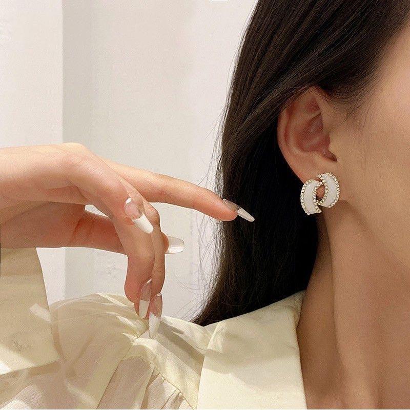 White-Twisted-Rhinestone-Earrings 2