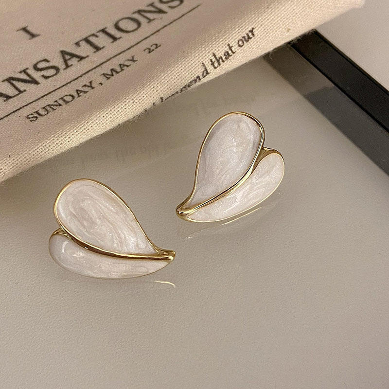 White-and-Gold-Heart-Earrings 1